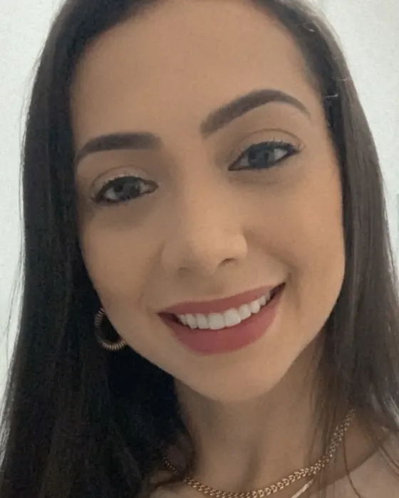 Retrato de Larissa Bonoto