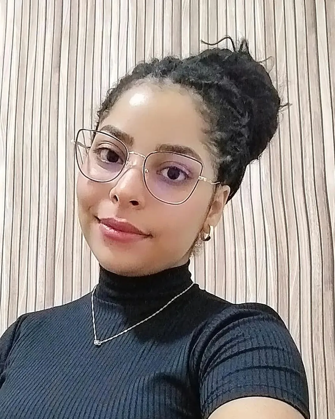 Retrato de Thais Lobo Silva